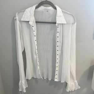 White light weight flowy top
